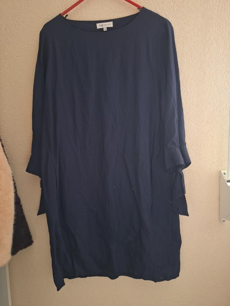 Donkerblauwe jurk van Nadine H, Kleding | Dames, Ophalen of Verzenden, Zo goed als nieuw, Maat 38/40 (M), Blauw