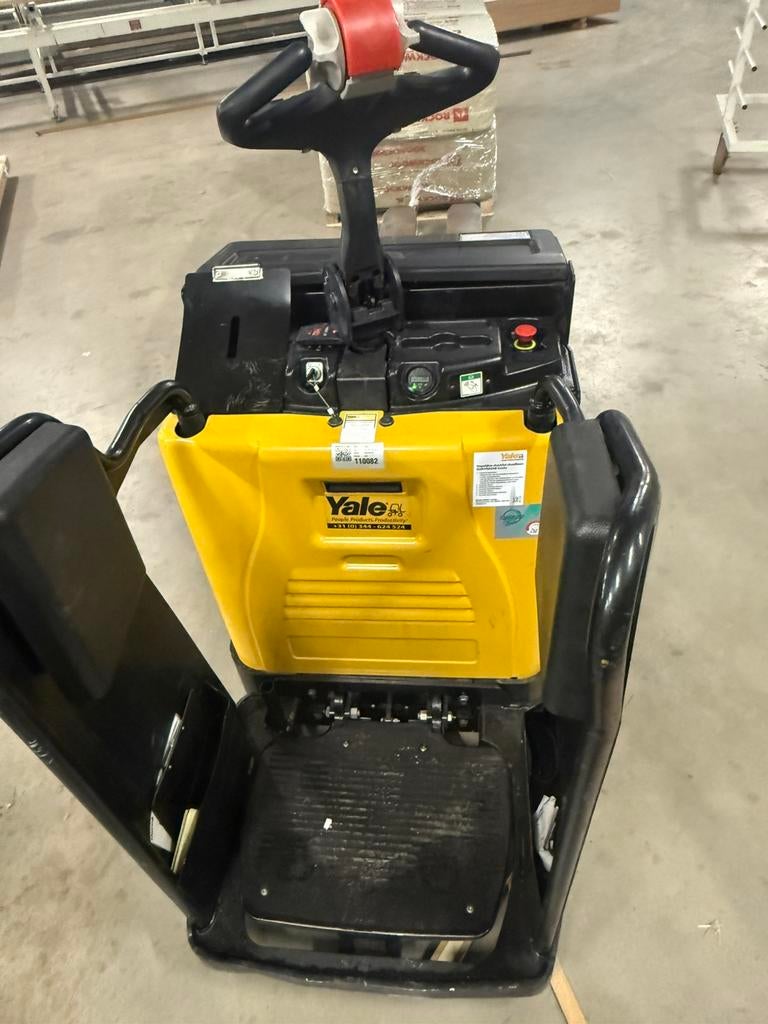 Hyster/yale stapelaar lange lepels 2.0 als nieuw 2021!, Doe-het-zelf en Verbouw, Ophalen, Zo goed als nieuw, 250 ampère of meer
