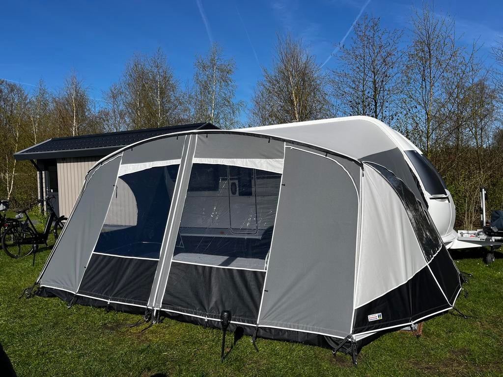 Zeer mooie Unico Verona voortent maat 10.1, Ophalen, Zo goed als nieuw, Tot en met 4