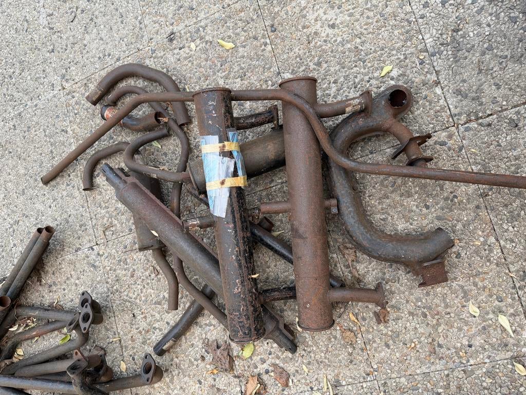 Diverse uitlaten: Eend, Ford, Simca en meer, Auto-onderdelen, Ophalen, Gebruikt, Ford