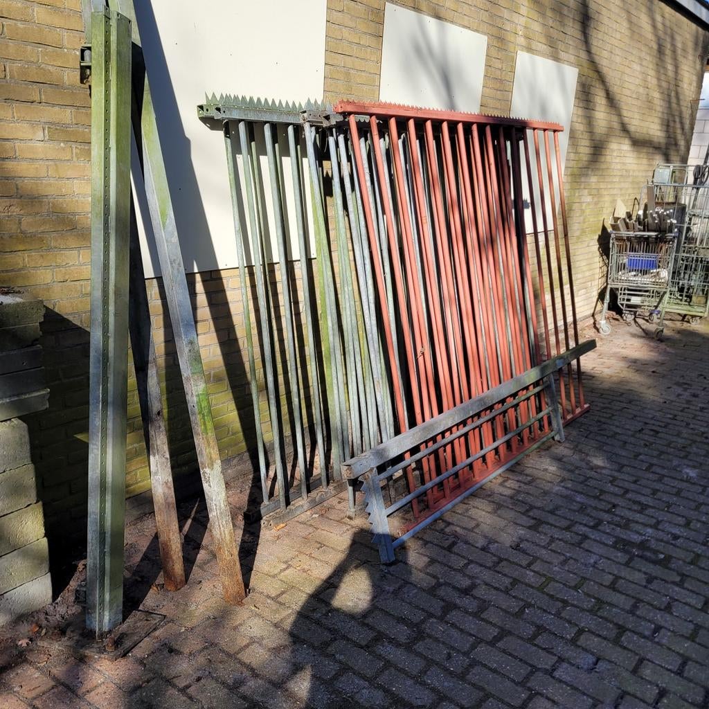 Hekwerk 17m met draaibare poort - Ideaal voor tuin/erf, Ophalen, Met poort, Gebruikt, Overige typen