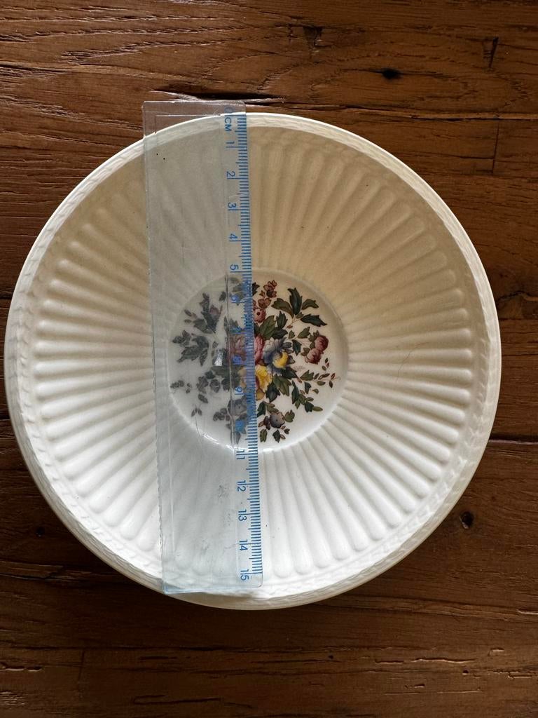 Wedgwood Conway Schotel 16 cm, Gebruikt, Ophalen of Verzenden, Wedgwood, Kop(pen) en/of Schotel(s)
