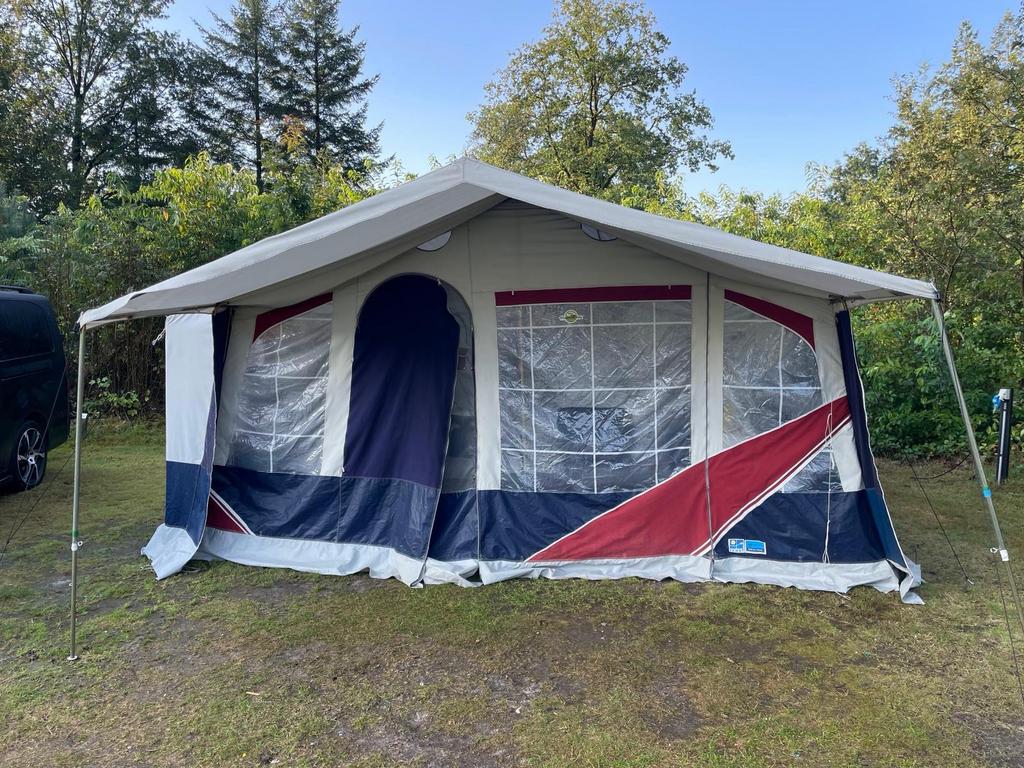 Jamet Arizona 2e eigenaar Incl. 2 zeldzame onderslaapcabines, Caravans en Kamperen, Ophalen, Meerkleurig, Aanwezig, Meer dan 6