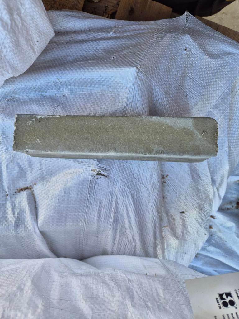 Afstandhouder betonnet stelrib 40x40x200 mm (7 zakken), Ophalen of Verzenden, Nieuw, Beton