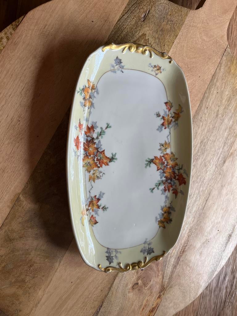 Antieke Silver Maple schaal met herfstmotief, Ophalen