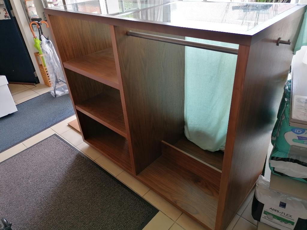 Presentatie kast, Ophalen, Gebruikt