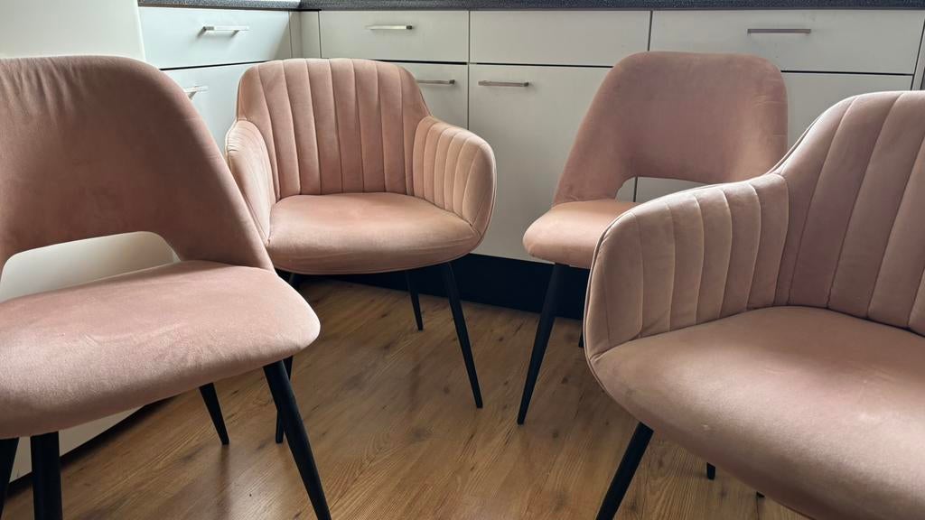 4x roze velvet velours stoelen Kwantum, Huis en Inrichting, Ophalen, Overige kleuren, Zo goed als nieuw, Vier