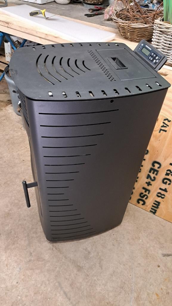 Pelletkachel - Efficiënte en Duurzame Verwarming, Ophalen of Verzenden, Zo goed als nieuw, Overige brandstoffen, Pelletkachel