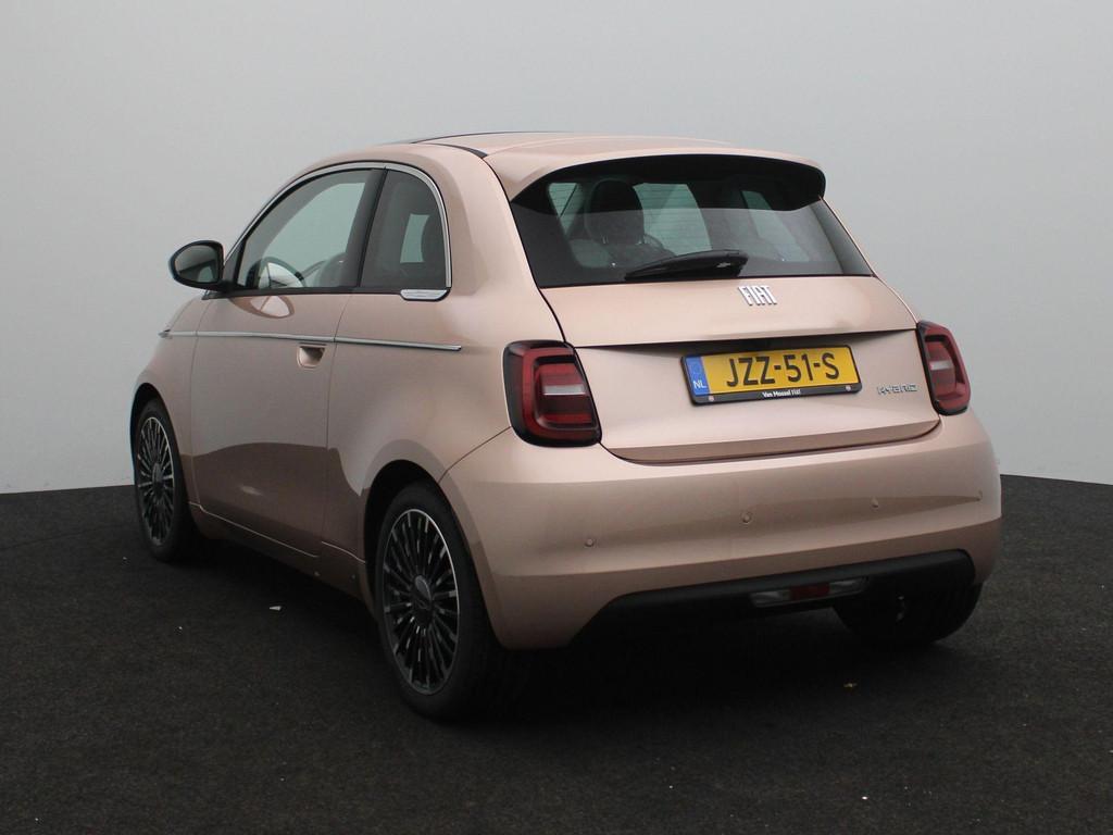 Fiat 500 1.0 Hybrid La Prima | 17"Lichtmetalen Velgen | Navi, Auto's, Fiat, 12 maanden, Euro 6, 4 stoelen, Origineel Nederlands