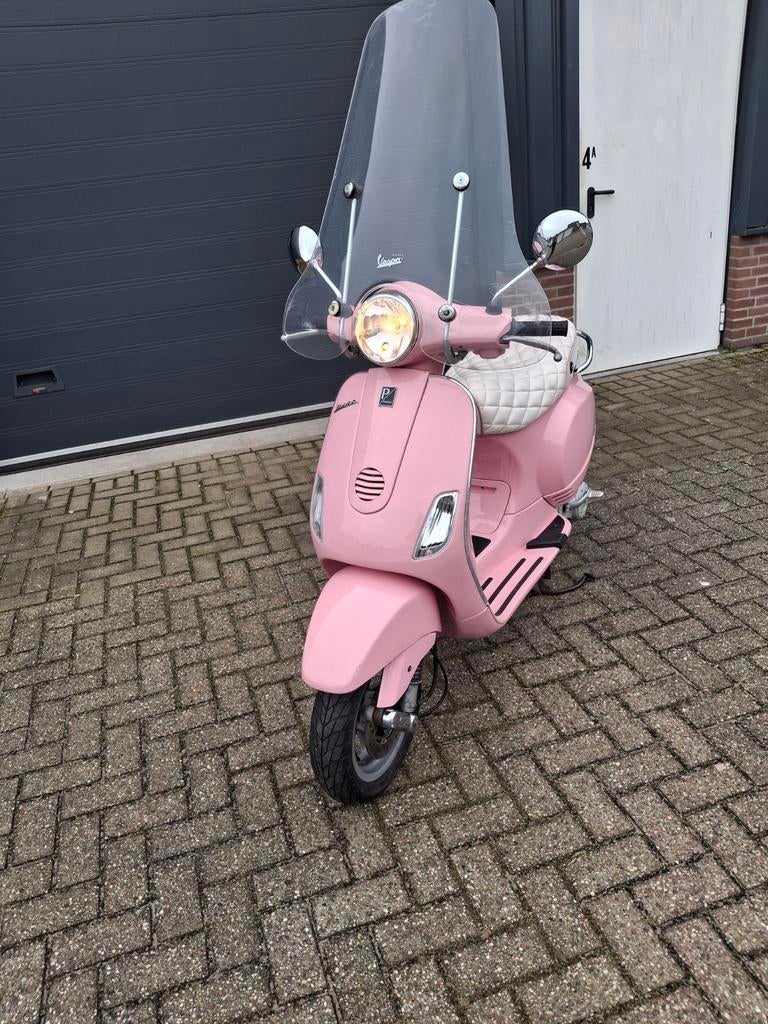 Vespa LX50 4takt €500,-, Fietsen en Brommers, Scooters | Vespa, Ophalen, Gebruikt, Benzine, Vespa LX