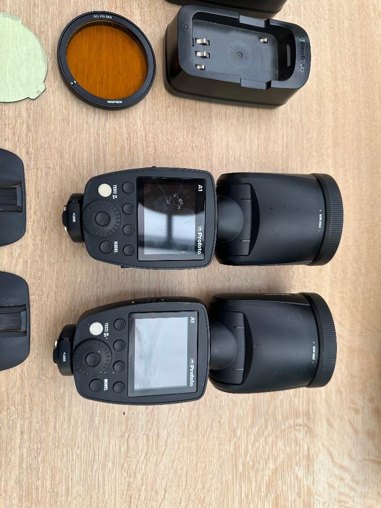 Profoto set A1 flitsers incl ass., Audio, Tv en Foto, Fotografie | Flitsers, Ophalen of Verzenden, Gebruikt, Overige merken