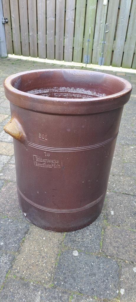 Ribbertwerke pot 50 liter, Ophalen