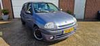Renault Clio 1.4 AUT Automaat Airco Nieuwe APK, Auto's, Renault, 1005 kg, 40 €/maand, 4 cilinders, Blauw