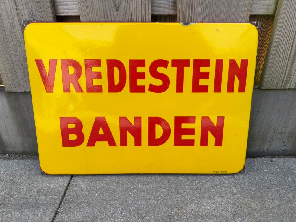 Vredestein Banden emaille reclamebord, Reclamebord, Gebruikt, I, Ophalen of Verzenden