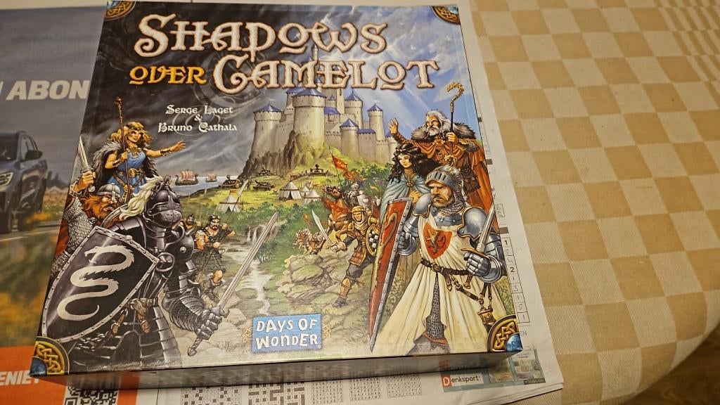 bordspel zgan Days of Wonder Shadows over Camelot, Hobby en Vrije tijd, Gezelschapsspellen | Bordspellen, Vijf spelers of meer
