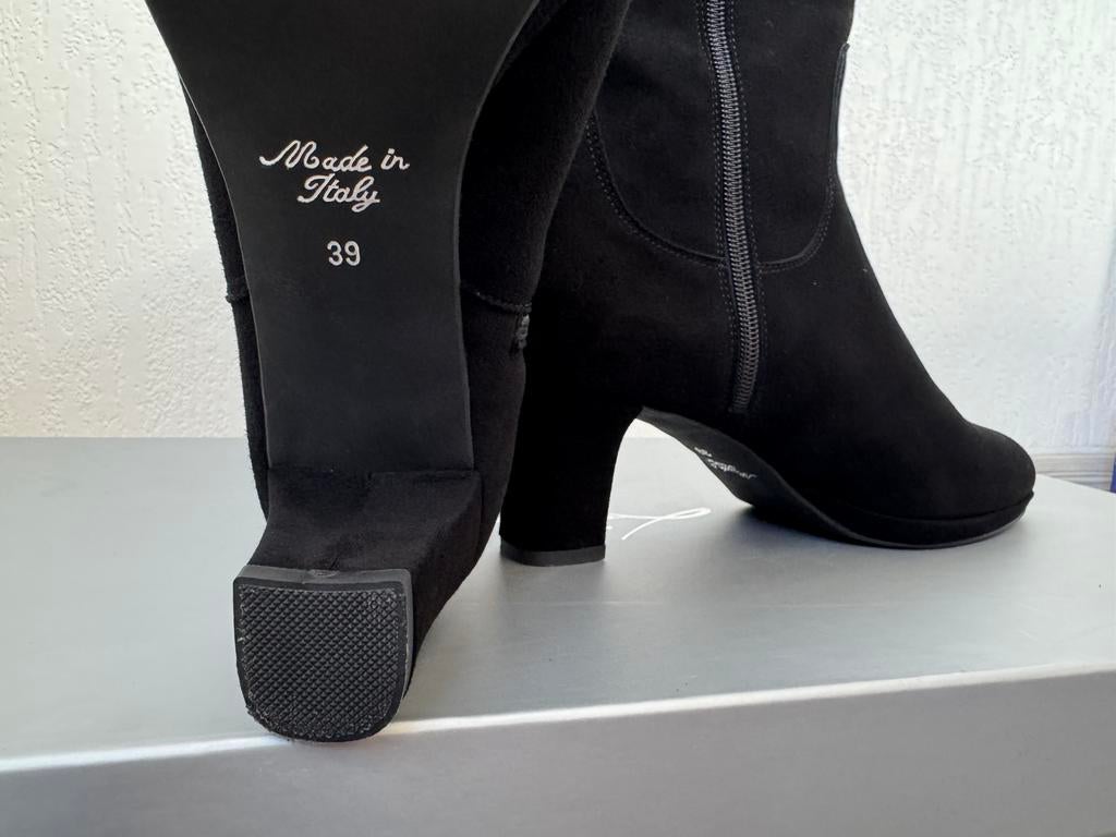 Dames laarzen Lilian Italië, Ophalen of Verzenden, Zo goed als nieuw, Zwart, Hoge laarzen