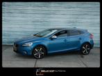 Volvo V40 1.5 T3 Polar+ Sport Pano Leer Cruise Xenon Led Cam, Auto's, Volvo, 4 cilinders, 700 kg, Blauw, Bedrijf
