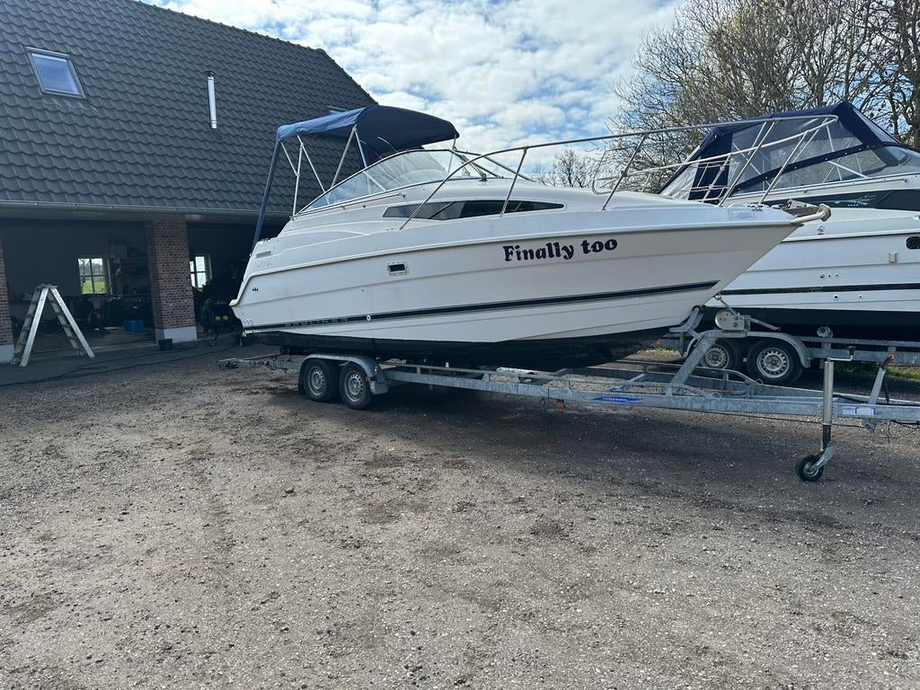 Bayliner 2355 Ciera Sunbridge boegschroef, Ophalen, Zo goed als nieuw, 6 tot 9 meter, 50 pk of meer