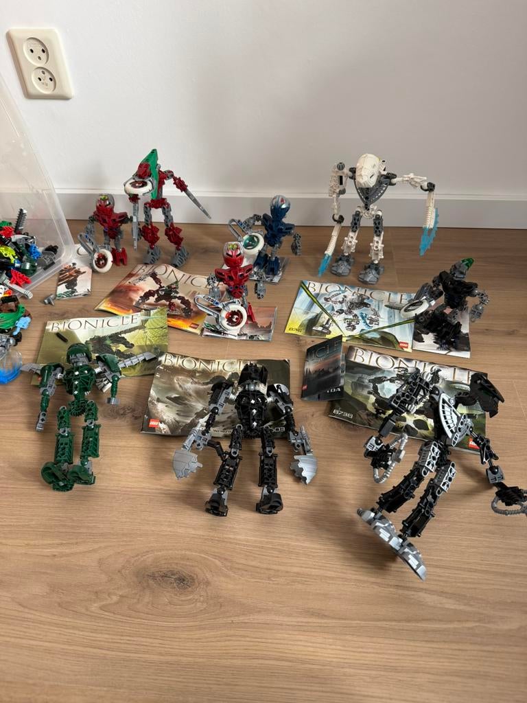 Lego Bionicle sets met instructies grote partij doos, Gebruikt, Bionicle, Lego, Ophalen of Verzenden