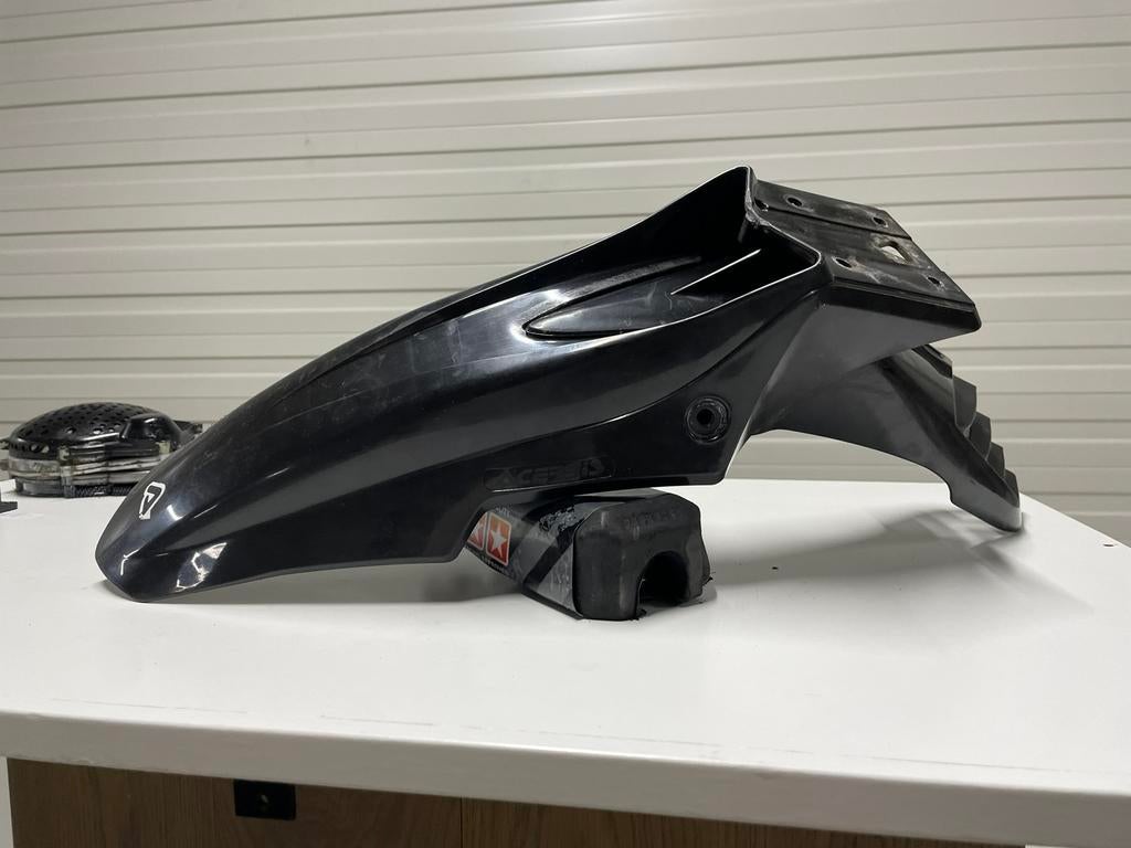 Acerbis voorspatbord, Motoren, Ophalen of Verzenden, Gebruikt