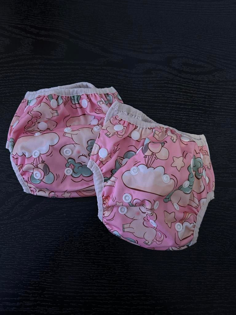 Baby Zwembroekjes/luiers 2 stuks, Kinderen en Baby's, Babykleding | Baby-zwemkleding, Gebruikt, Meisje, Overige maten, Ophalen of Verzenden