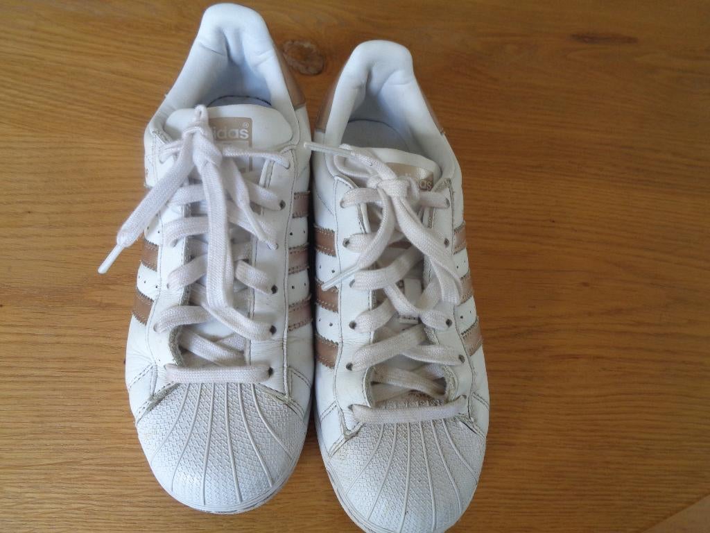 ADIDAS sneakers: mt 36.5( 3.5), Adidas, Wit, Ophalen of Verzenden, Sneakers of Gympen