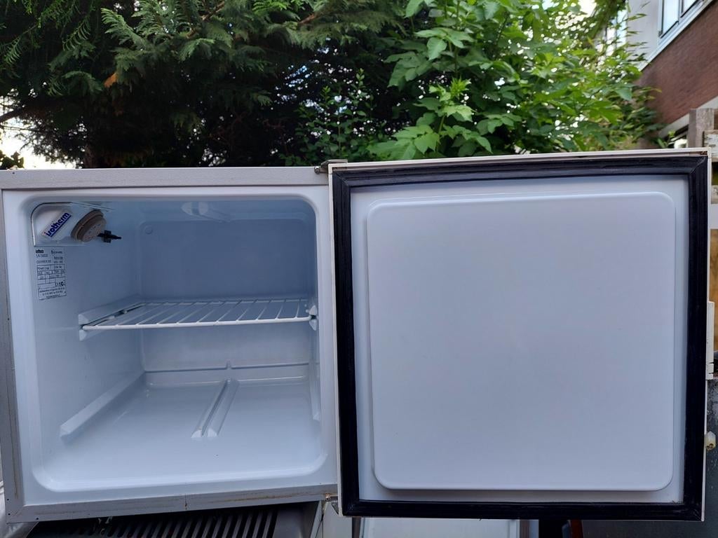 Indel b isotherm compressor koelkast, Watersport en Boten, Ophalen of Verzenden, Gebruikt, Kombuis en Sanitair