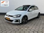 Volkswagen GOLF 1.4TSI GTE l PANO l VIRTUAL l ACC l 18'' l T, Stof, Gebruikt, 4 cilinders, Wit