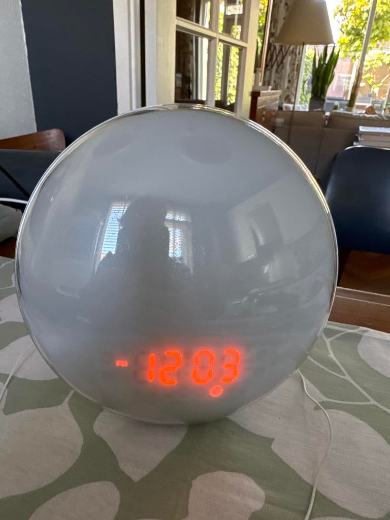 WakeUp Wekkerradio met Natuurgeluiden en Instelbaar Licht, Ophalen of Verzenden, Zo goed als nieuw, Digitaal