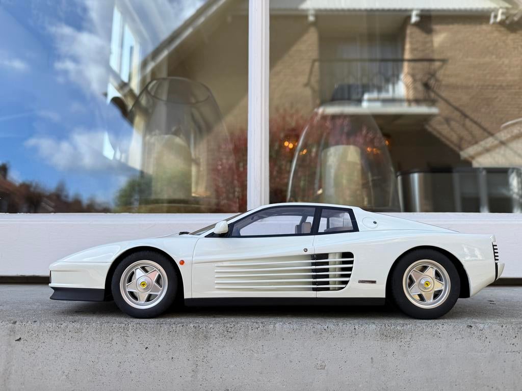 1:12 Ferrari Testarossa 1986 Miami Vice GT Spirit GT258, Info@gts-models.com, 2, rue de l'écusson, Zone commerciale Oxygène Sud, Josselin, 56120, FR