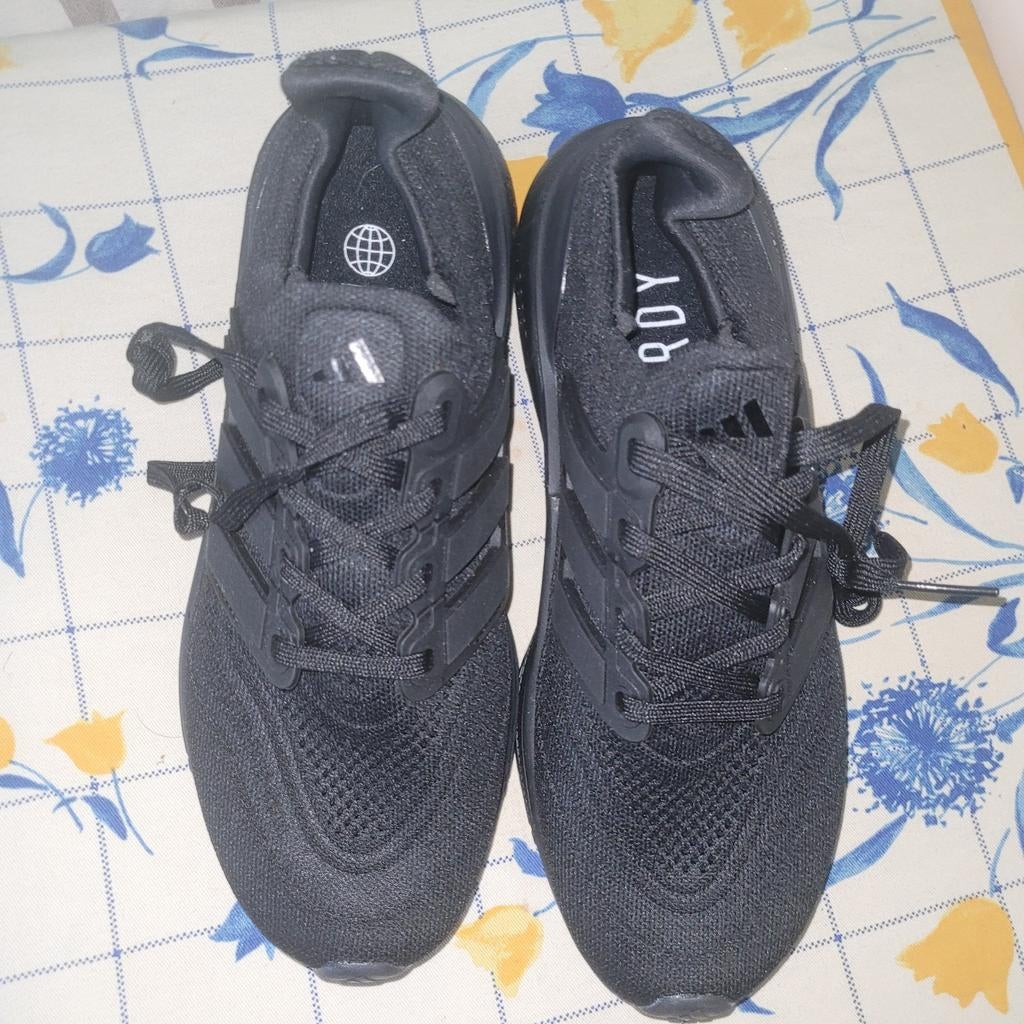 Nieuwe zwarte dames schoenen, Adidas, Zwart, Nieuw, Ophalen of Verzenden