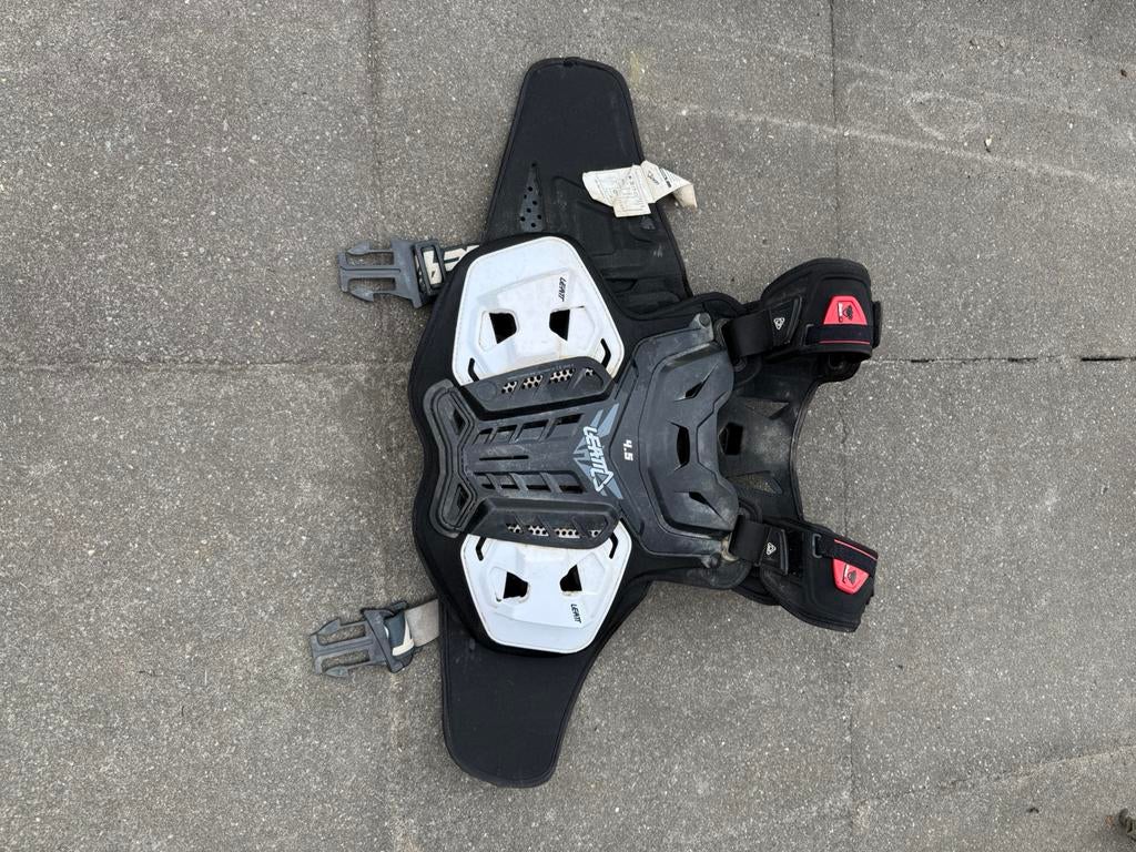 Leatt body protector en nekbrace, Ophalen of Verzenden, Tweedehands