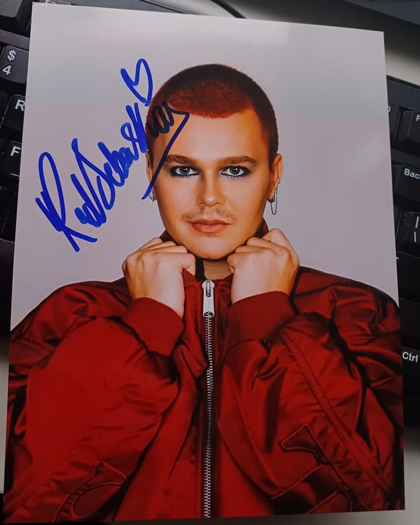Red Sebastian handtekening Eurovisie Songfestival 20x15cm, Ophalen of Verzenden, Zo goed als nieuw, Foto of Kaart