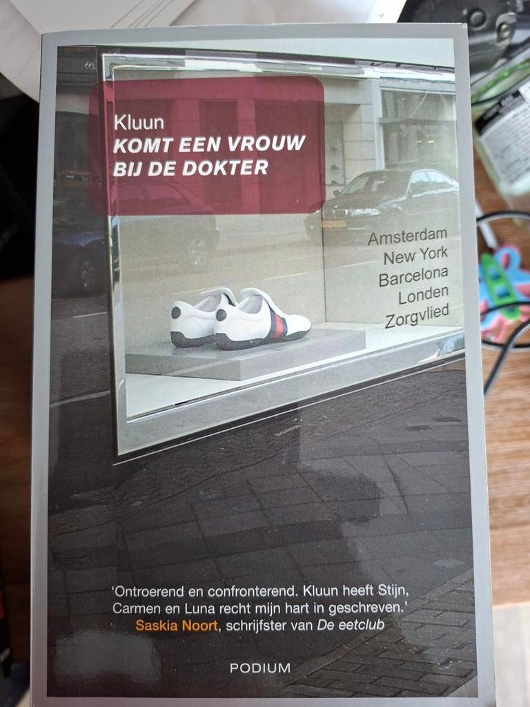 Kluun - Komt een vrouw bij de dokter, Boeken, Ophalen of Verzenden, Zo goed als nieuw, Kluun