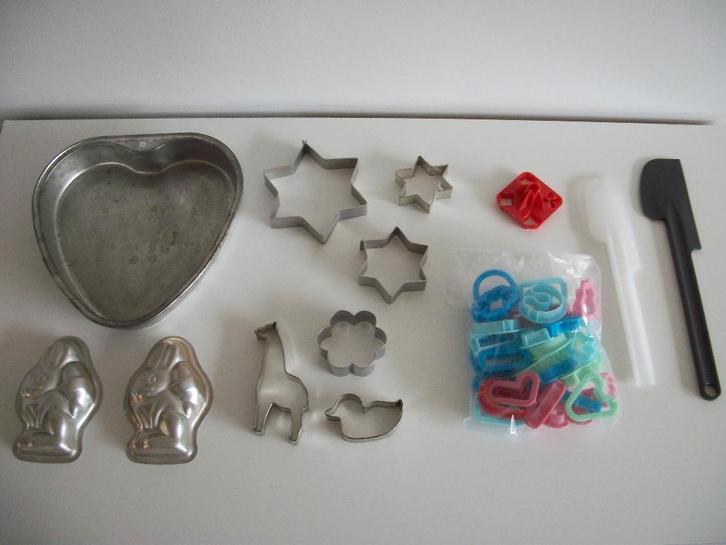 Bakvorm Hart Uitsteekvormen 2x Haasje AH Letters p.stuk, Huis en Inrichting, Keuken | Keukenbenodigdheden, Zo goed als nieuw, Ophalen of Verzenden