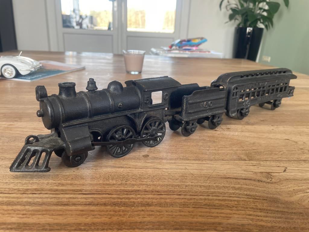 Trein gietijzer, Hobby en Vrije tijd, Overige merken, Ophalen of Verzenden, Zo goed als nieuw, Gelijkstroom