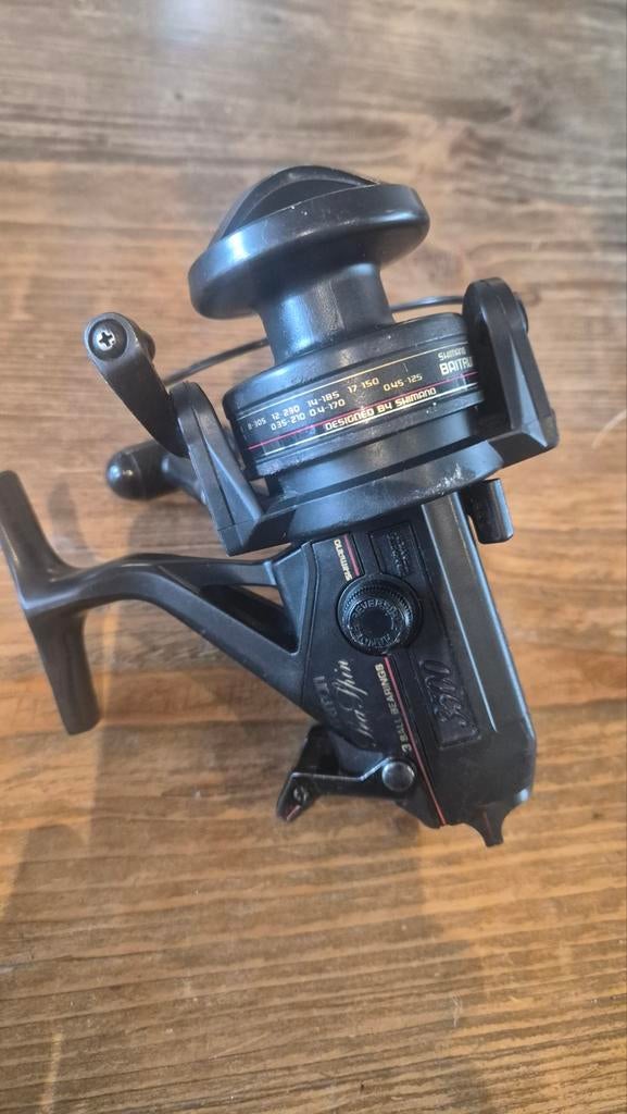 Shimano Baitrunner 3500 molen - 3 kogellagers, Watersport en Boten, Ophalen of Verzenden