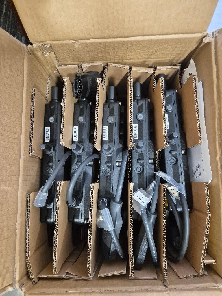 Nieuwe APsystems QS1 1400VA Micro Omvormer PV Inverter Solar, Ophalen of Verzenden, Nieuw