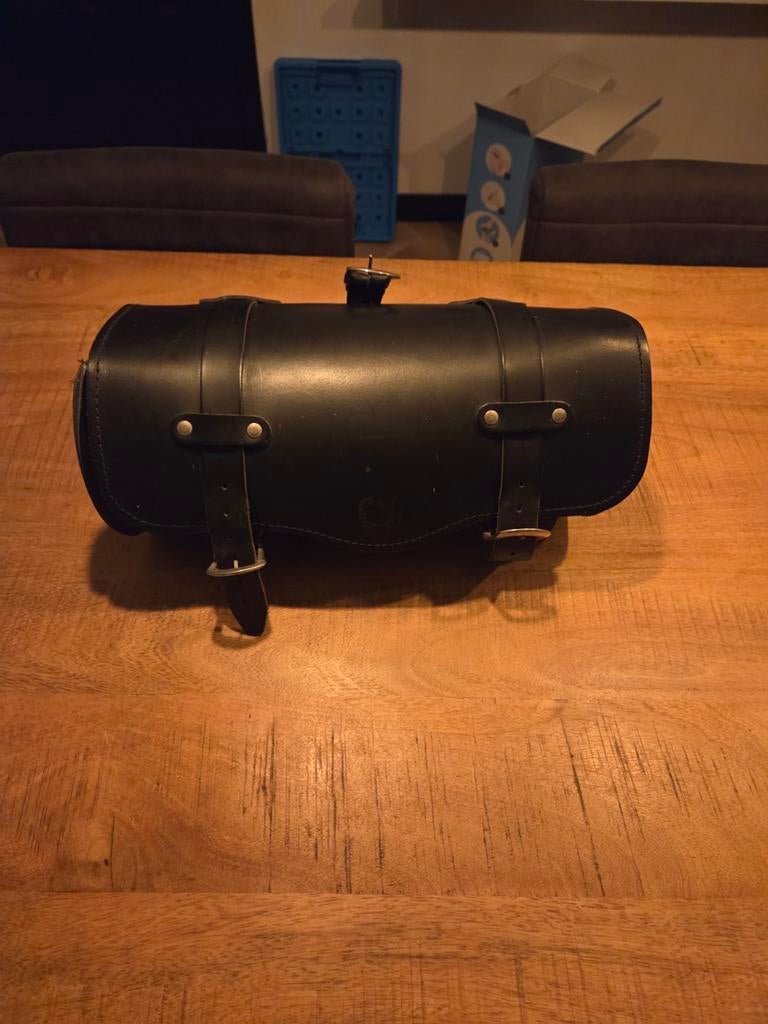 Leren motortas / gereedschapstas voor choppers, Ophalen of Verzenden, Zo goed als nieuw