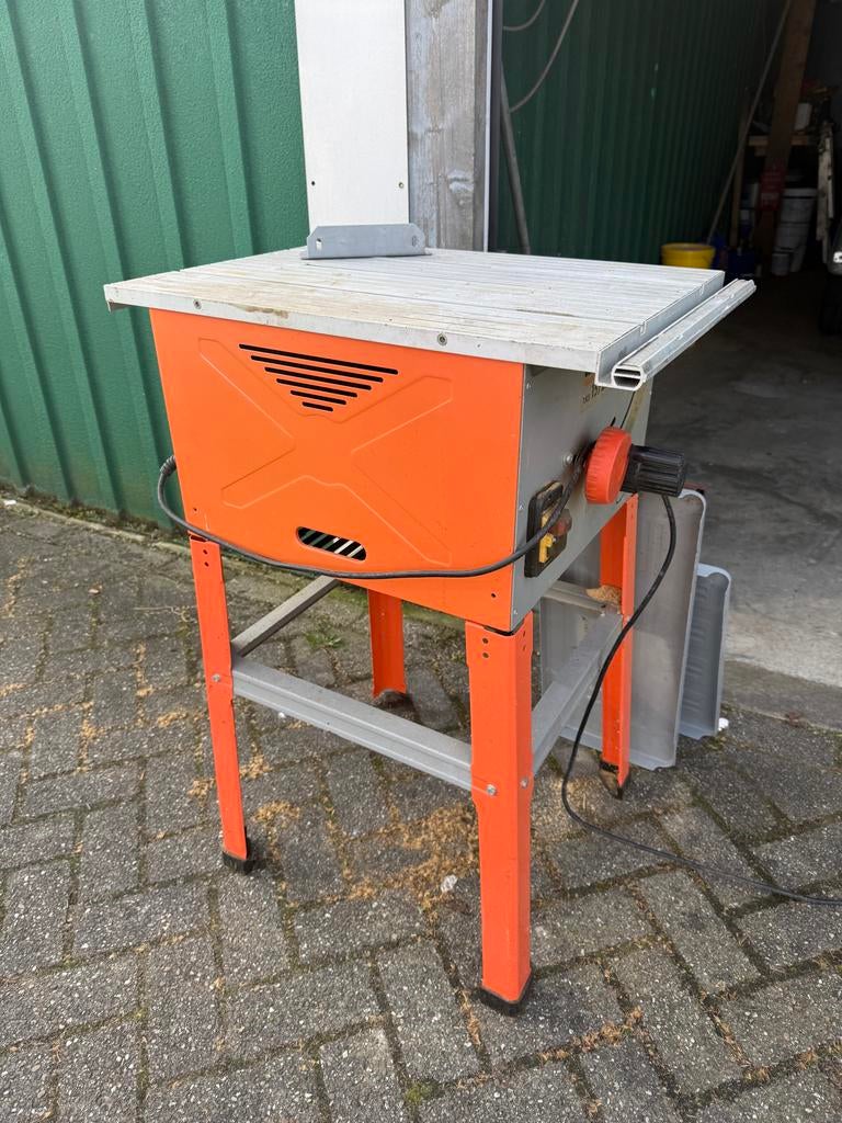 Einhell TKS 15/250 UV zaagtafel, Doe-het-zelf en Verbouw, Gereedschap | Zaagmachines, Ophalen, Gebruikt, Cirkelzaag, 30 tot 70 mm