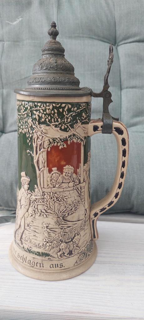 Antieke Duitse Bierpul met Reliëf en Tinnen Deksel, Antiek en Kunst, Antiek | Keramiek en Aardewerk, Ophalen