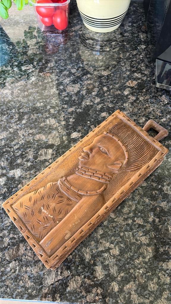 Indonesisch houtsnijwerk kistje, Ophalen of Verzenden, Zo goed als nieuw, Minder dan 50 cm