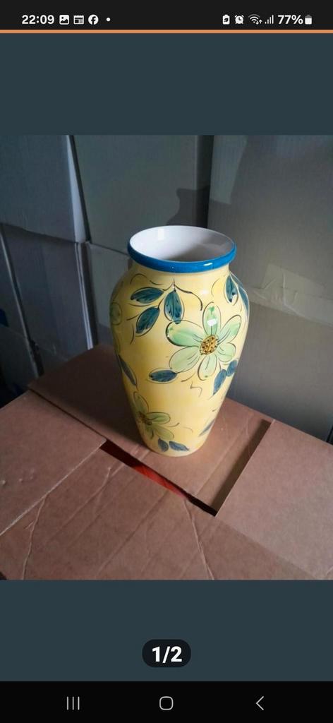 Gele vaas met bloemmotief, Antiek en Kunst, Antiek | Vazen, Ophalen