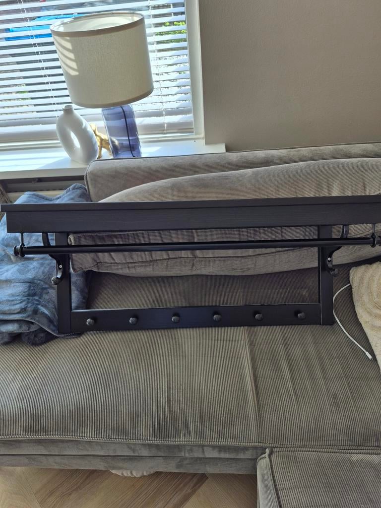 Ikea Hemnes kapstok zwart, Zo goed als nieuw, Minder dan 100 cm, Hout, Ophalen