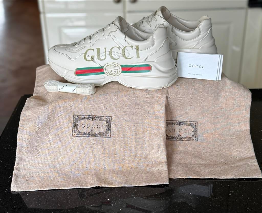 Gucci Rhyton sneakers met Gucci logo, Beige, Ophalen of Verzenden, Sneakers of Gympen, Zo goed als nieuw