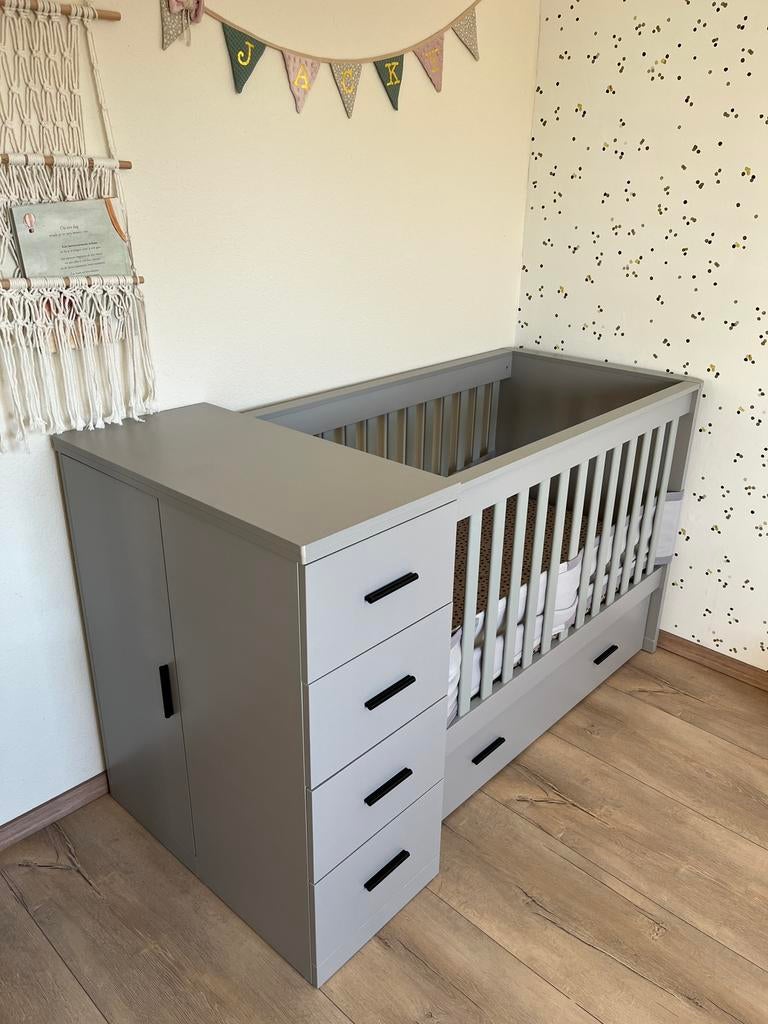 Combi ledikant / Cabino / babybed, Ophalen, Gebruikt, Jongetje of Meisje