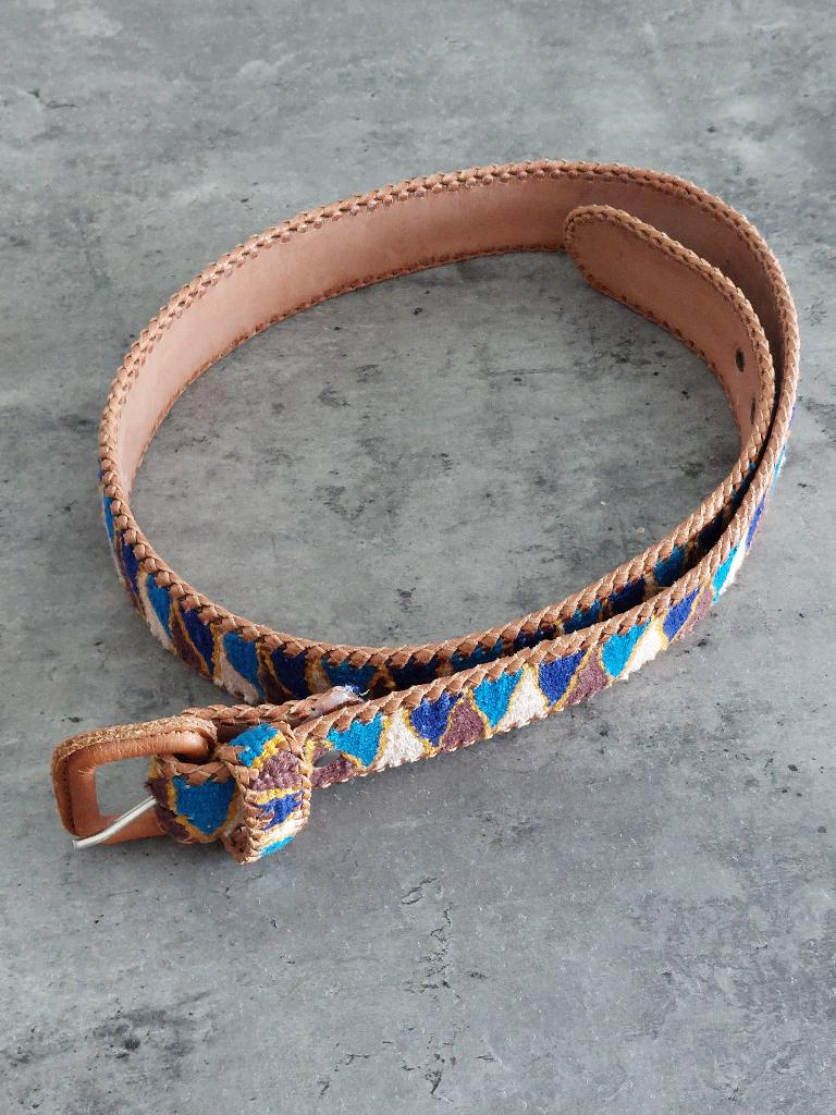 Opvallende riem, Kleding | Dames, Riemen en Ceinturen, 3 tot 5 cm, Echt leder, Nieuw, Tailleriem