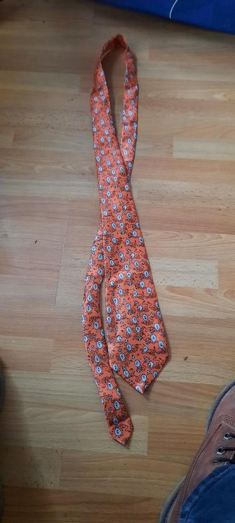 Oranje stropdas met leeuwen en voetbalpatroon, Kleding | Heren, Stropdassen, Onbekend, Oranje, Ophalen of Verzenden, Met patroon