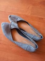 Grijze TOMS dames, Instappers, Ophalen of Verzenden, Zo goed als nieuw, Toms