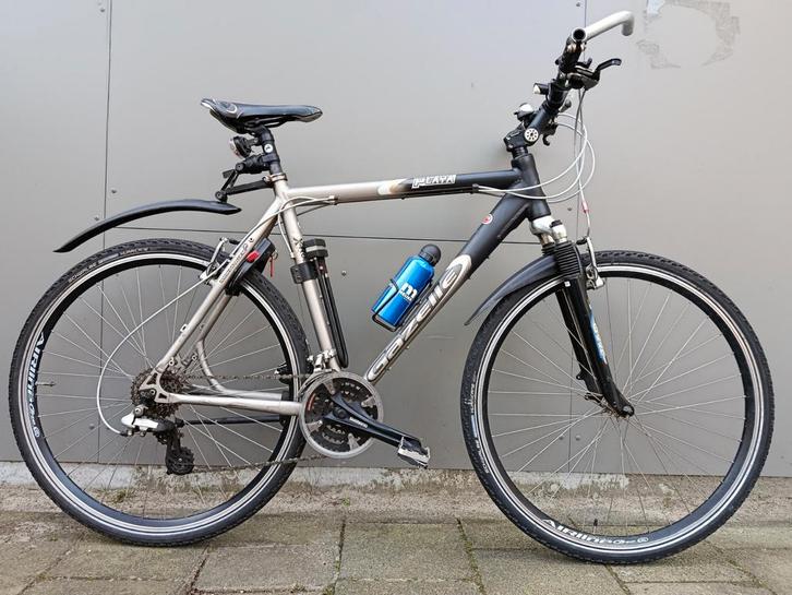 Gazelle Playa X Road Serie
24 versnellingen Shimano,2 sloten, Fietsen en Brommers, Fietsen | Mountainbikes en ATB, Zo goed als nieuw